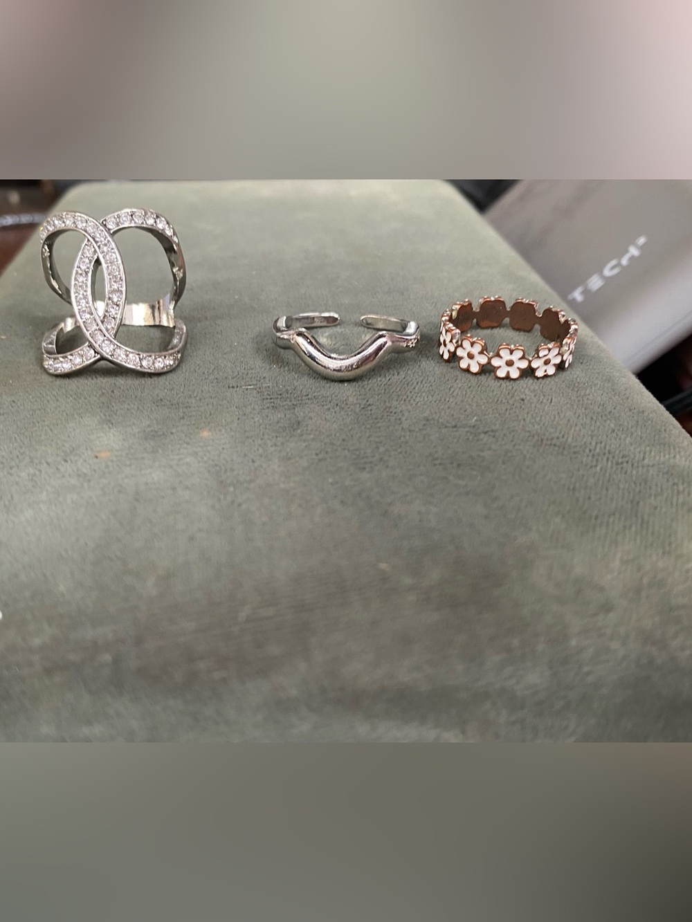 3pc Random Ring Bundle